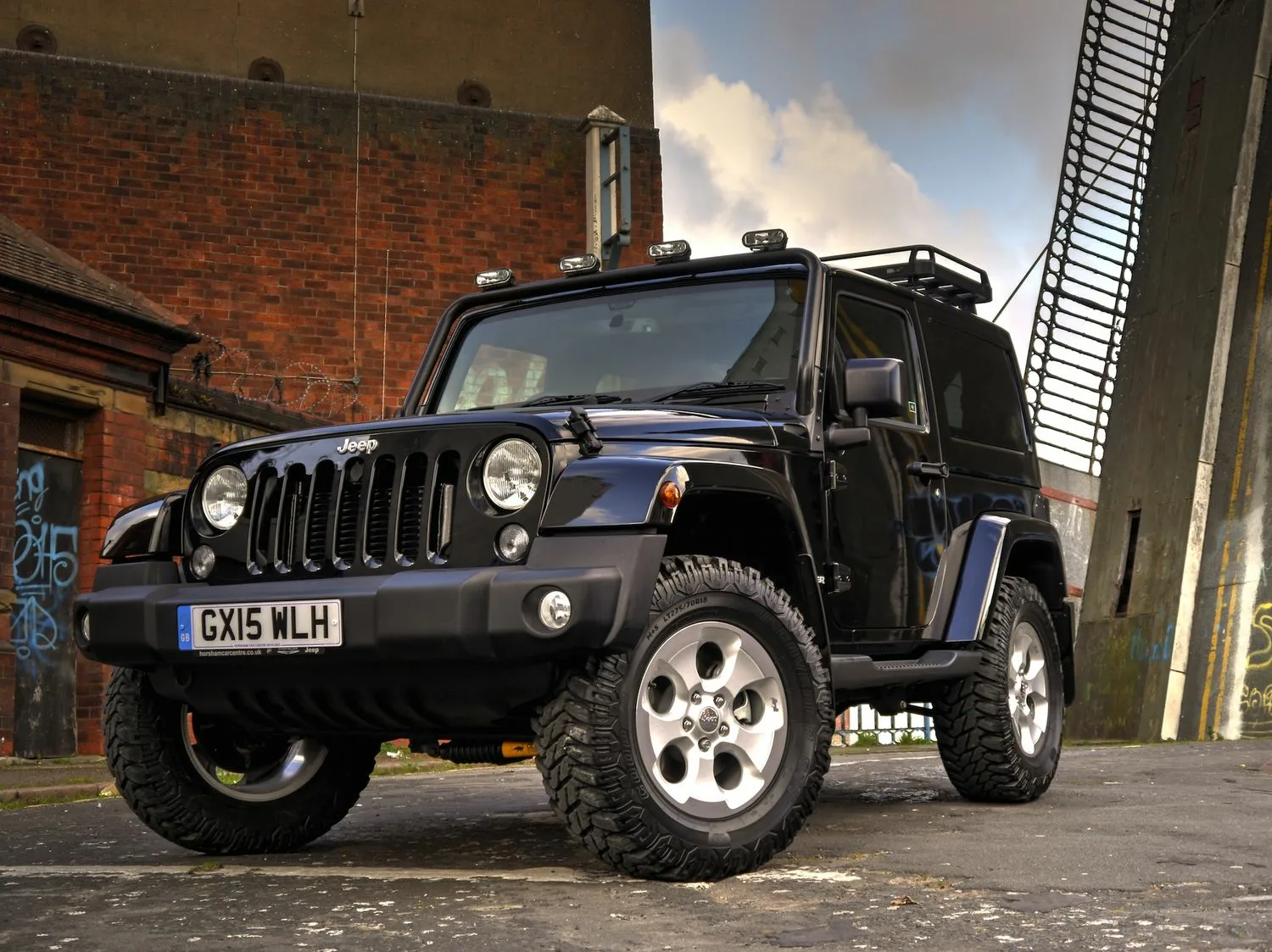 Десятка самых не дорогих внедорожников и кроссоверов